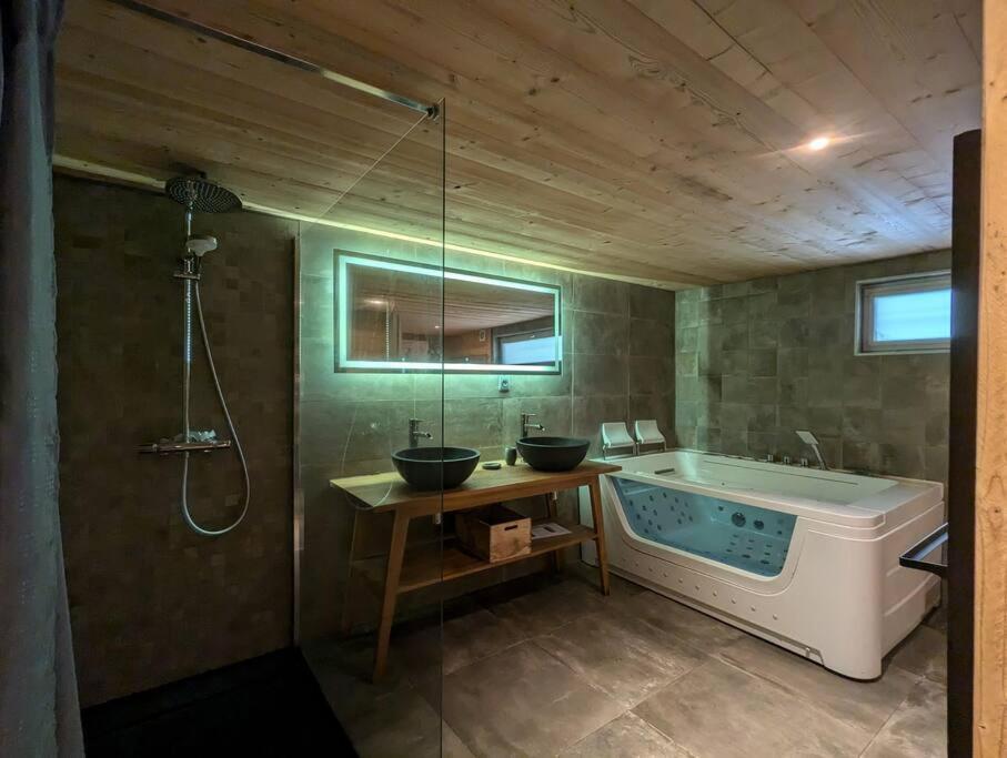 Chalet Des Belles Roches, 14 Pers, Garden, Sauna ラ・ブレス エクステリア 写真